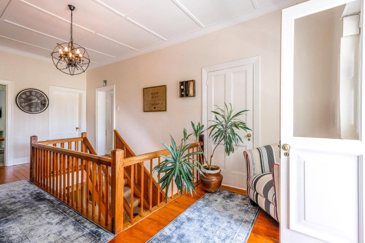 Oude Berg Guesthouse - 10 Caledon Street Джордж Экстерьер фото